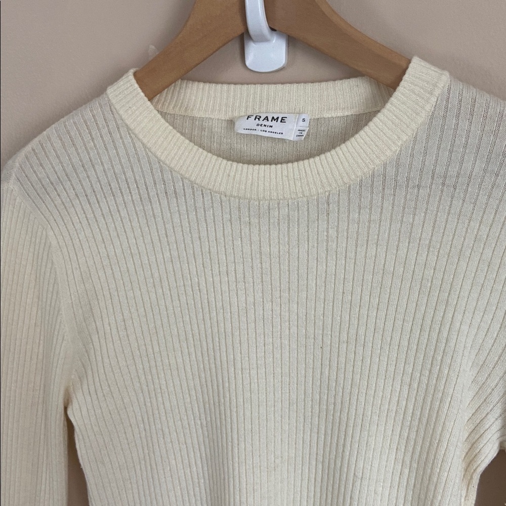 FRAME Ivory Ribbed Bell Sleeve Wool Blend  Sweater Small - Picture 3 of 7